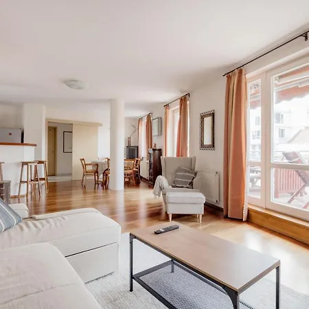 Bright And Spacious Penthouse W/ Terrace & Parking * Budapeşte