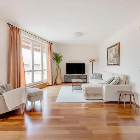 Bright And Spacious Penthouse W/ Terrace & Parking Apartman *