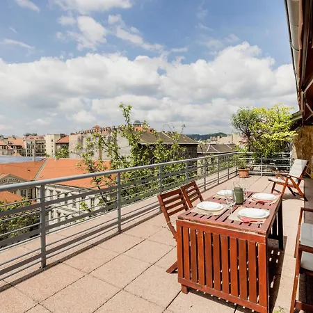 Daire Bright And Spacious Penthouse W/ Terrace & Parking *