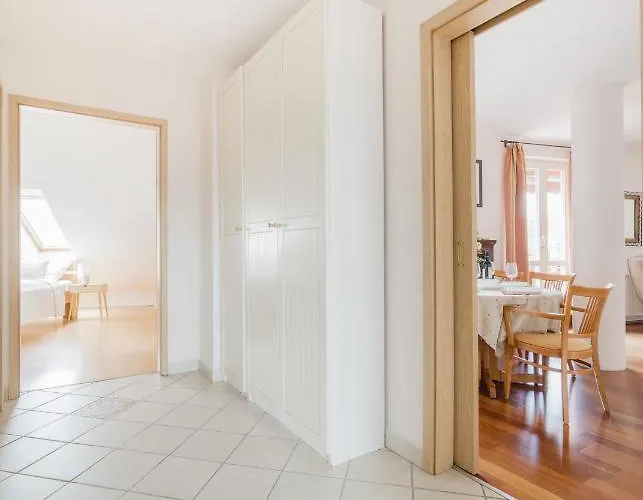 Bright And Spacious Penthouse W/ Terrace & Parking * Boedapest