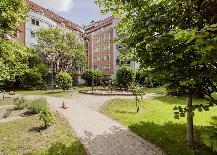 Lejlighed Bright And Spacious Penthouse W/ Terrace & Parking